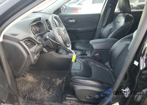 2019 Jeep Cherokee Trailhawk from USA, damaged, VIN 1C4PJMBX4KD425794